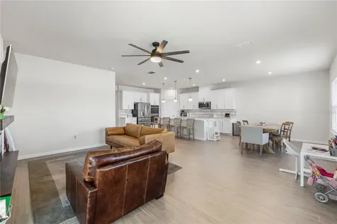 7878 Greenway Avenue Wesley Chapel FL 33544