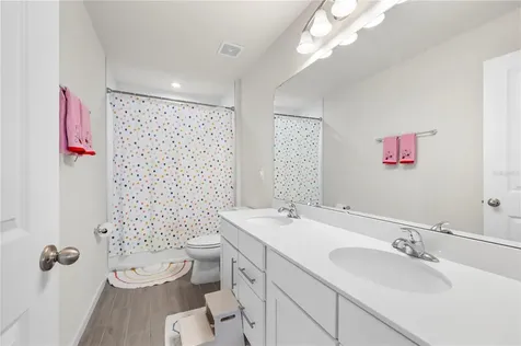 7878 Greenway Avenue Wesley Chapel FL 33544