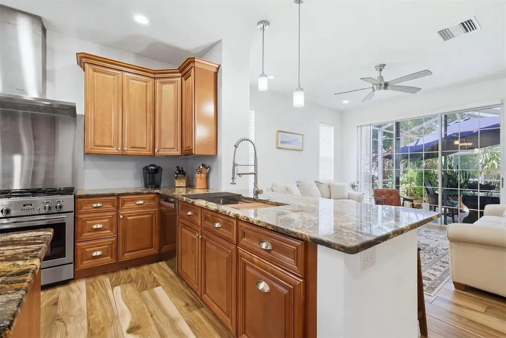 5318 Golden Isles Drive Apollo Beach FL 33572