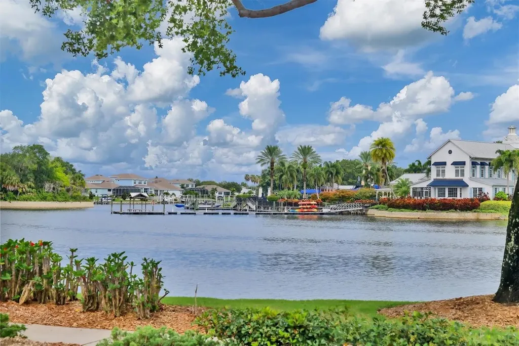 5318 Golden Isles Drive Apollo Beach FL 33572