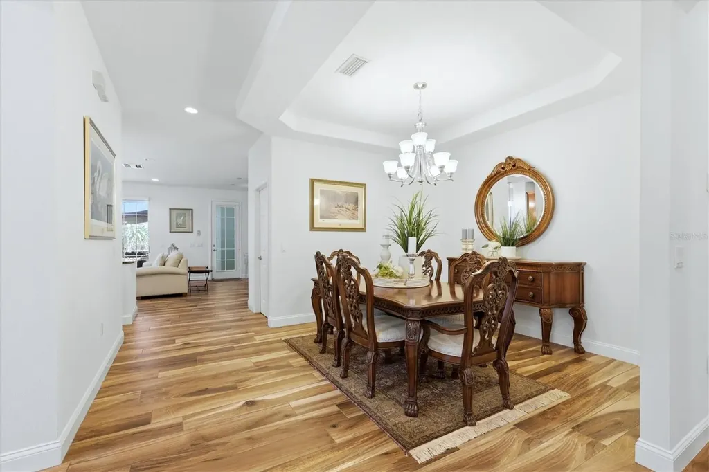 5318 Golden Isles Drive Apollo Beach FL 33572