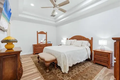 5318 Golden Isles Drive Apollo Beach FL 33572
