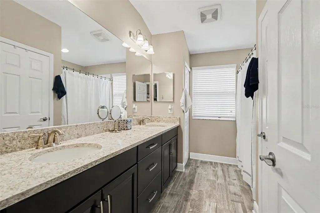 30329 Southwell Lane Wesley Chapel FL 33543
