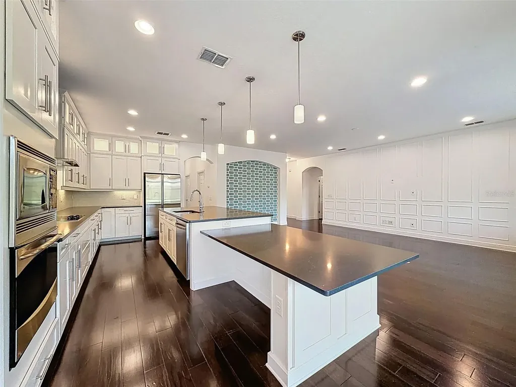 10701 Laurel Vista Way Tampa FL 33647