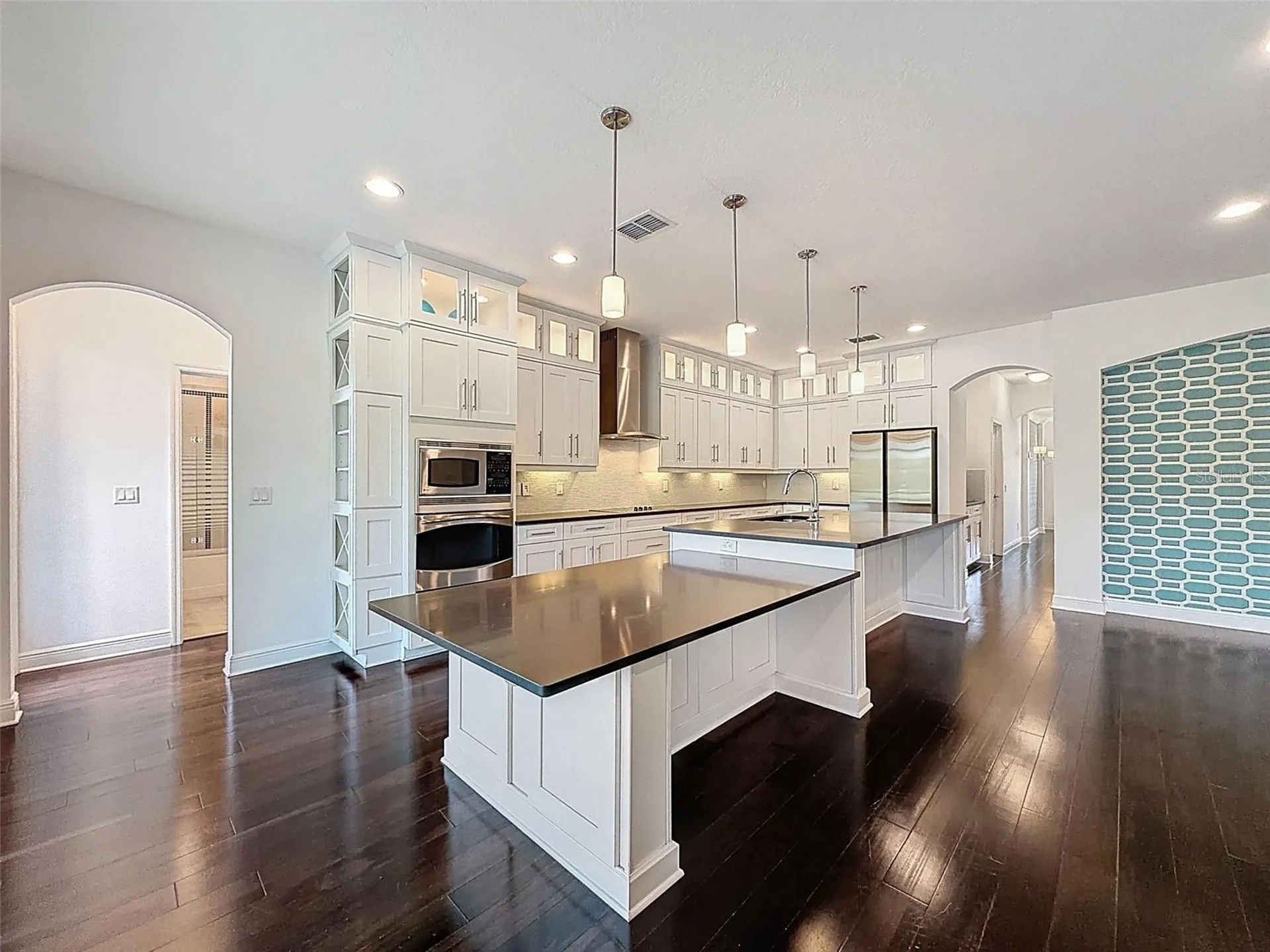 10701 Laurel Vista Way Tampa FL 33647