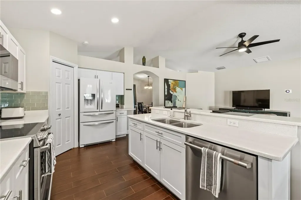 31328 Wrencrest Drive Wesley Chapel FL 33543