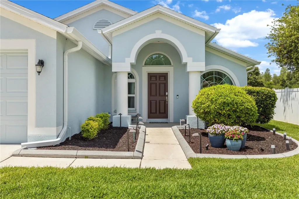 31328 Wrencrest Drive Wesley Chapel FL 33543