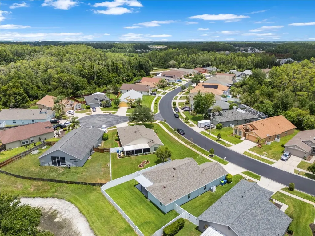 31328 Wrencrest Drive Wesley Chapel FL 33543