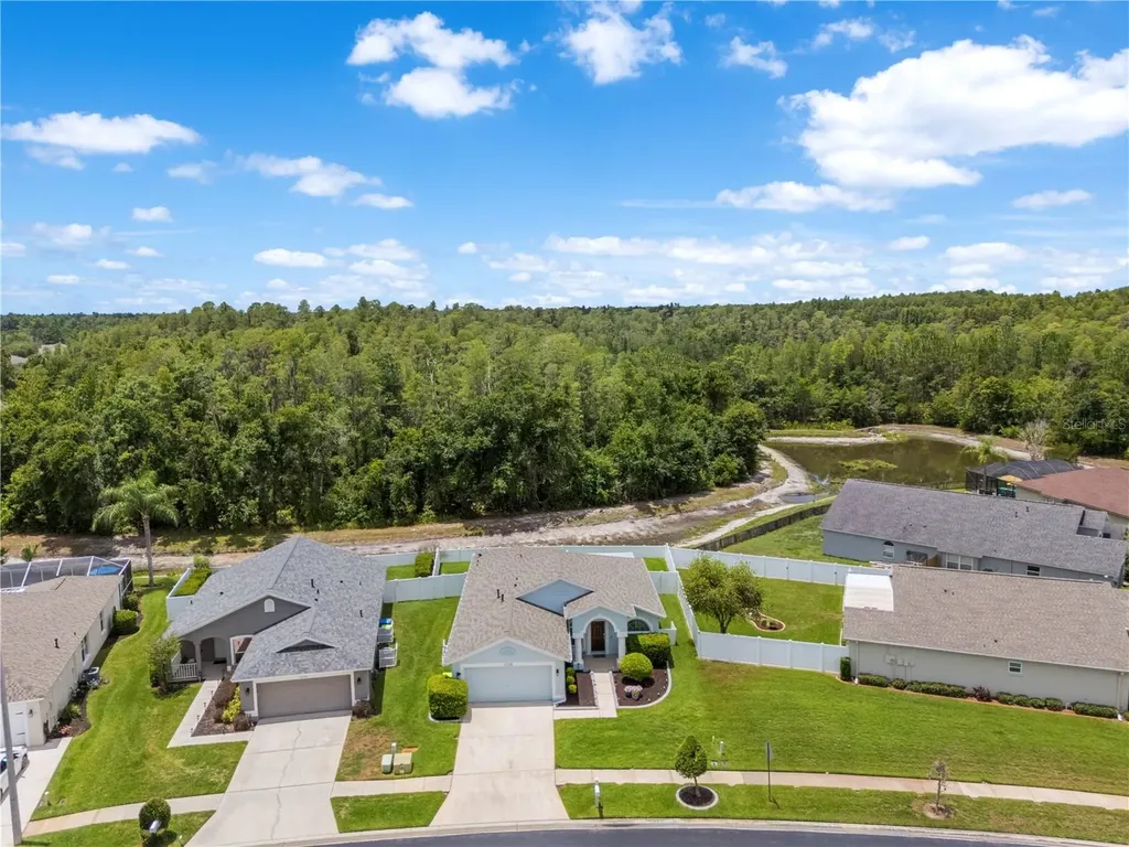 31328 Wrencrest Drive Wesley Chapel FL 33543