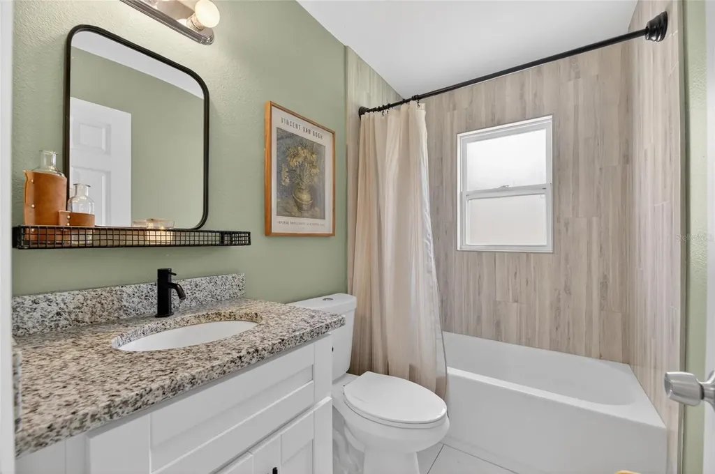 6145 17th Street Zephyrhills FL 33542