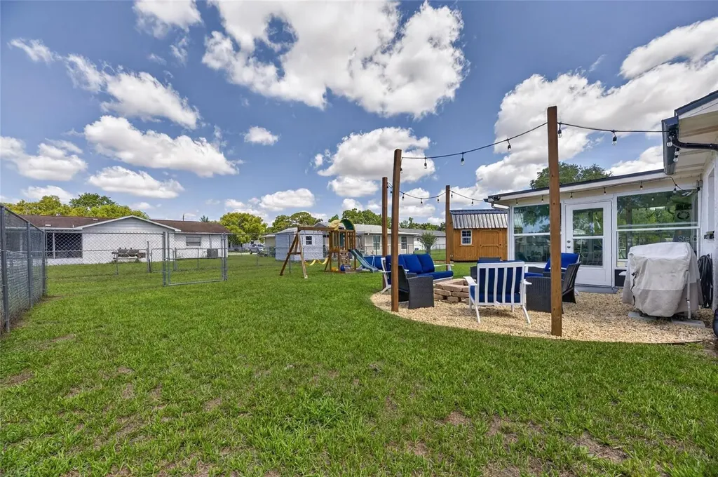 6145 17th Street Zephyrhills FL 33542