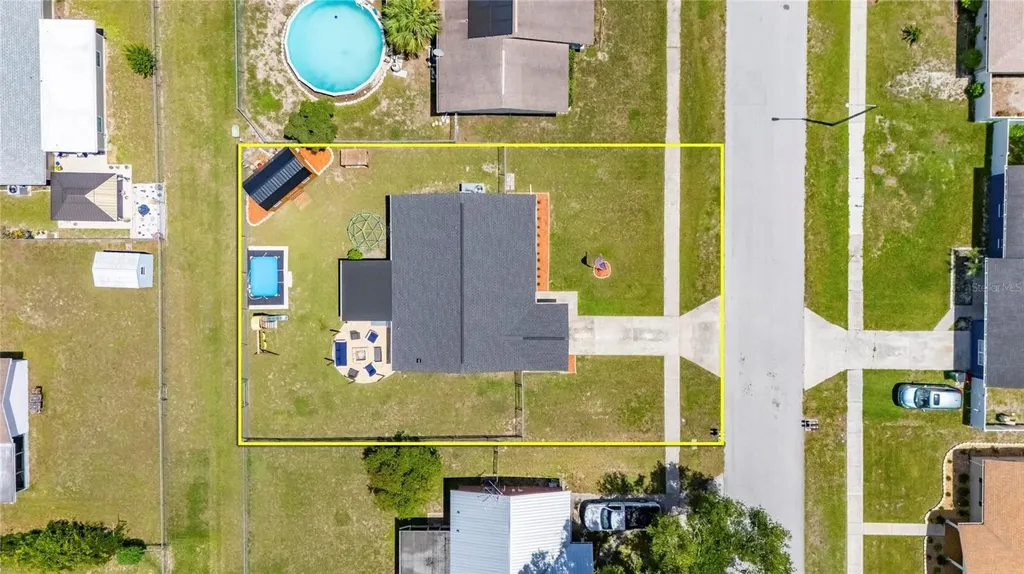 6145 17th Street Zephyrhills FL 33542