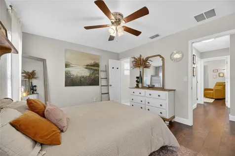 6145 17th Street Zephyrhills FL 33542