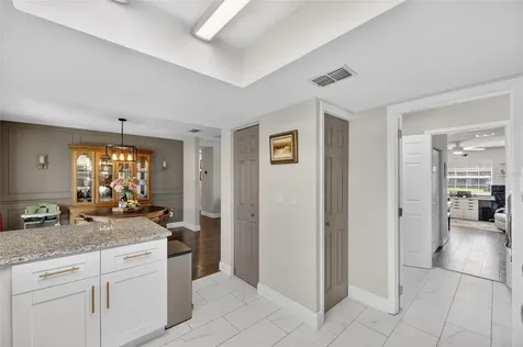 6145 17th Street Zephyrhills FL 33542