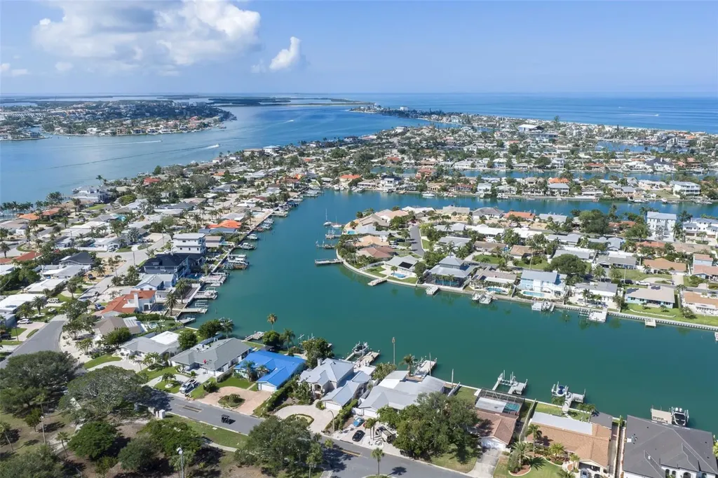 311 S Isle Drive St Pete Beach FL 33706
