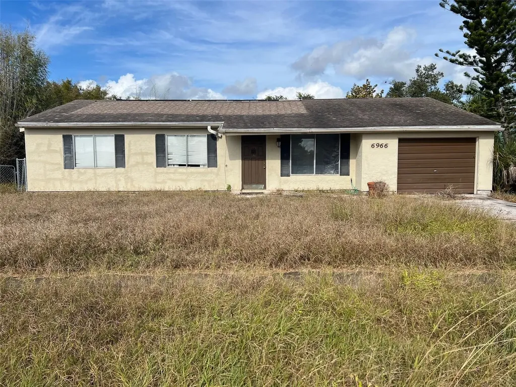 6966 Roslyn Court North Port FL 34287