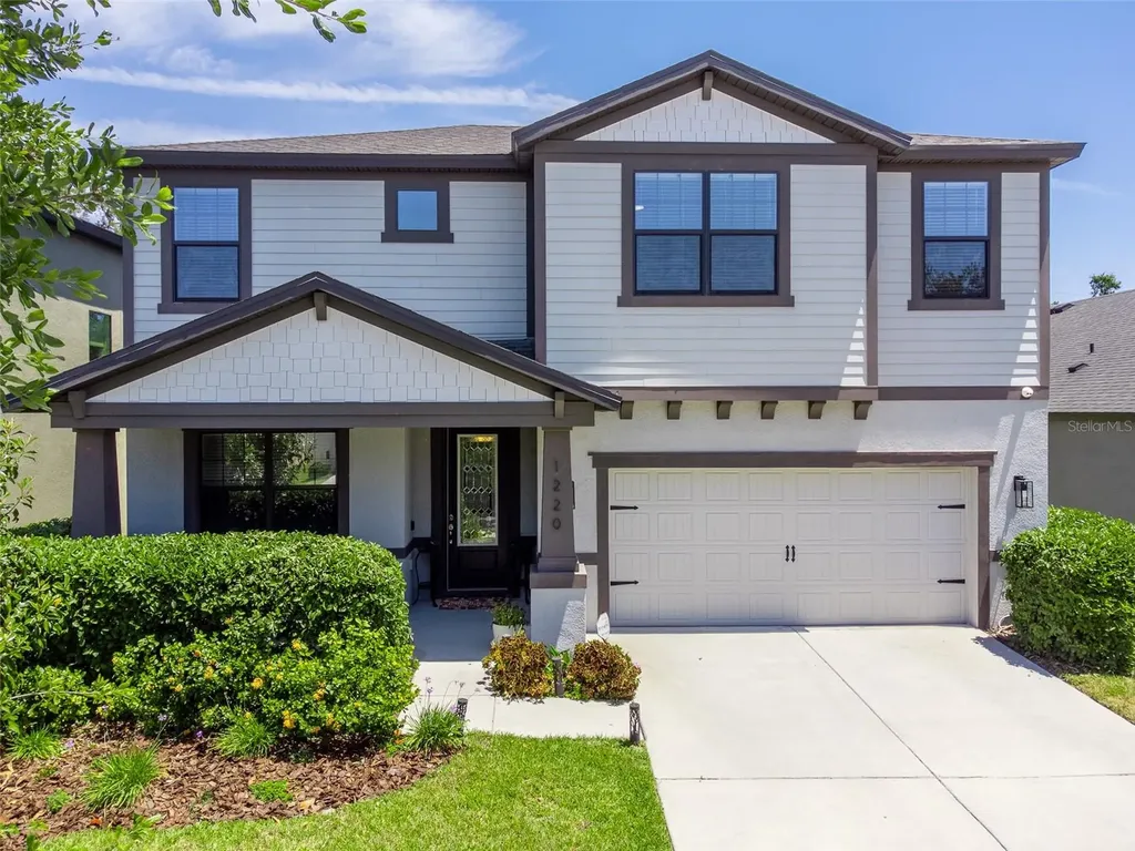 1220 Florablu Drive Seffner FL 33584
