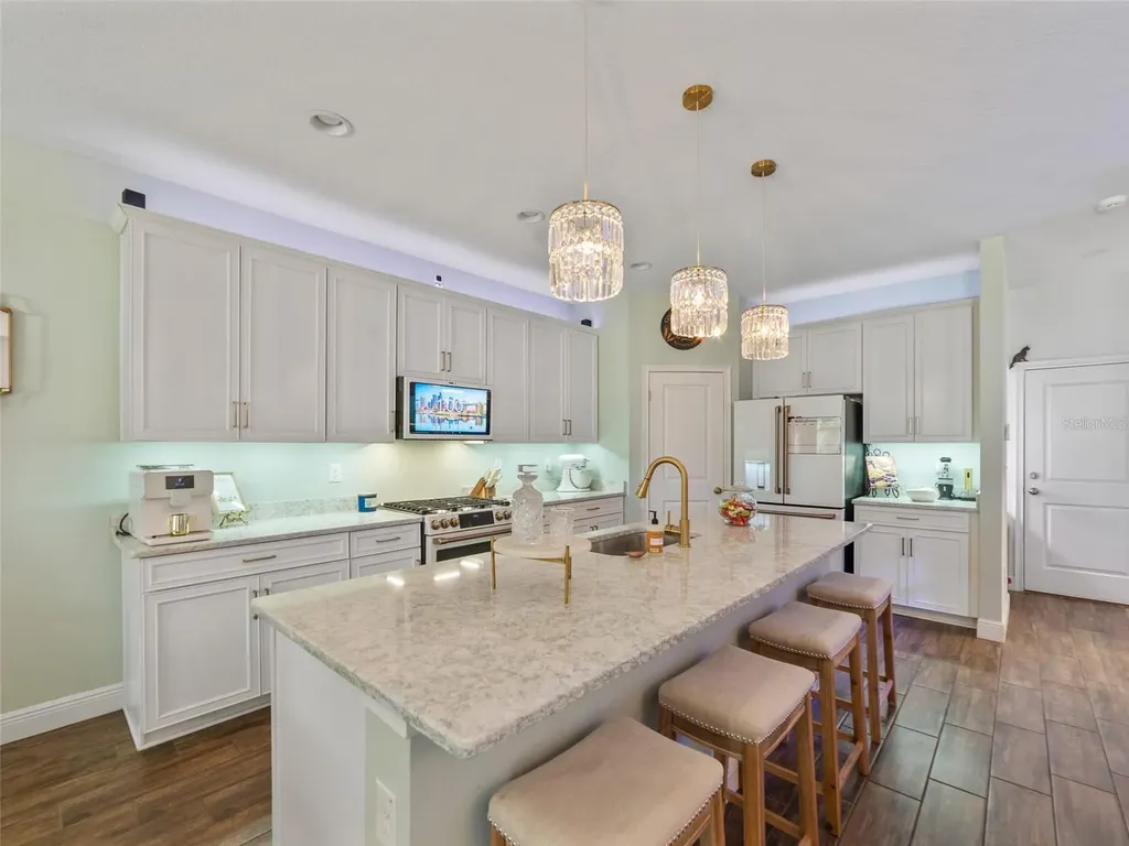 1220 Florablu Drive Seffner FL 33584