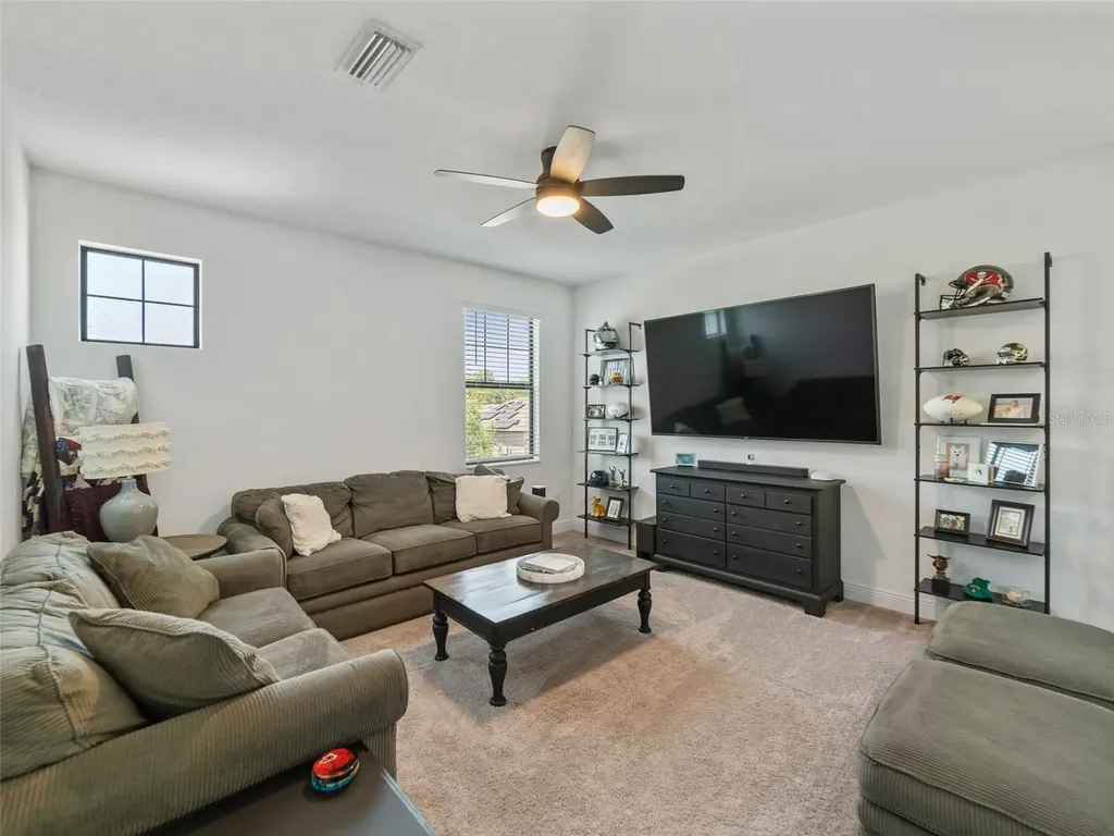 1220 Florablu Drive Seffner FL 33584