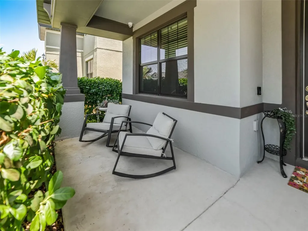 1220 Florablu Drive Seffner FL 33584