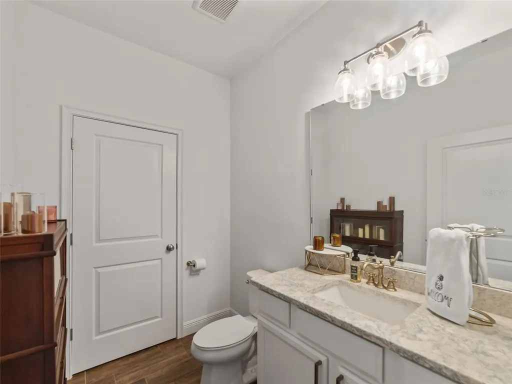 1220 Florablu Drive Seffner FL 33584