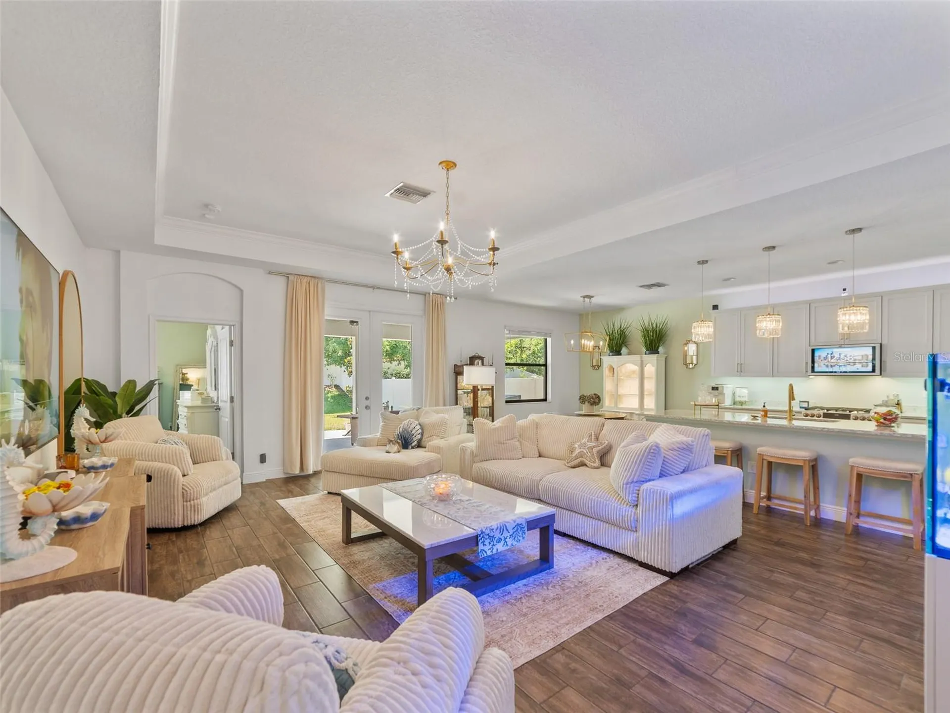 1220 Florablu Drive Seffner FL 33584