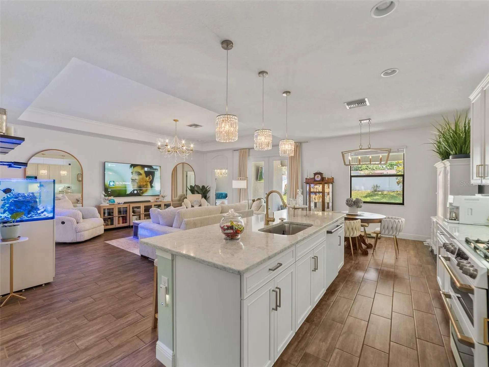 1220 Florablu Drive Seffner FL 33584