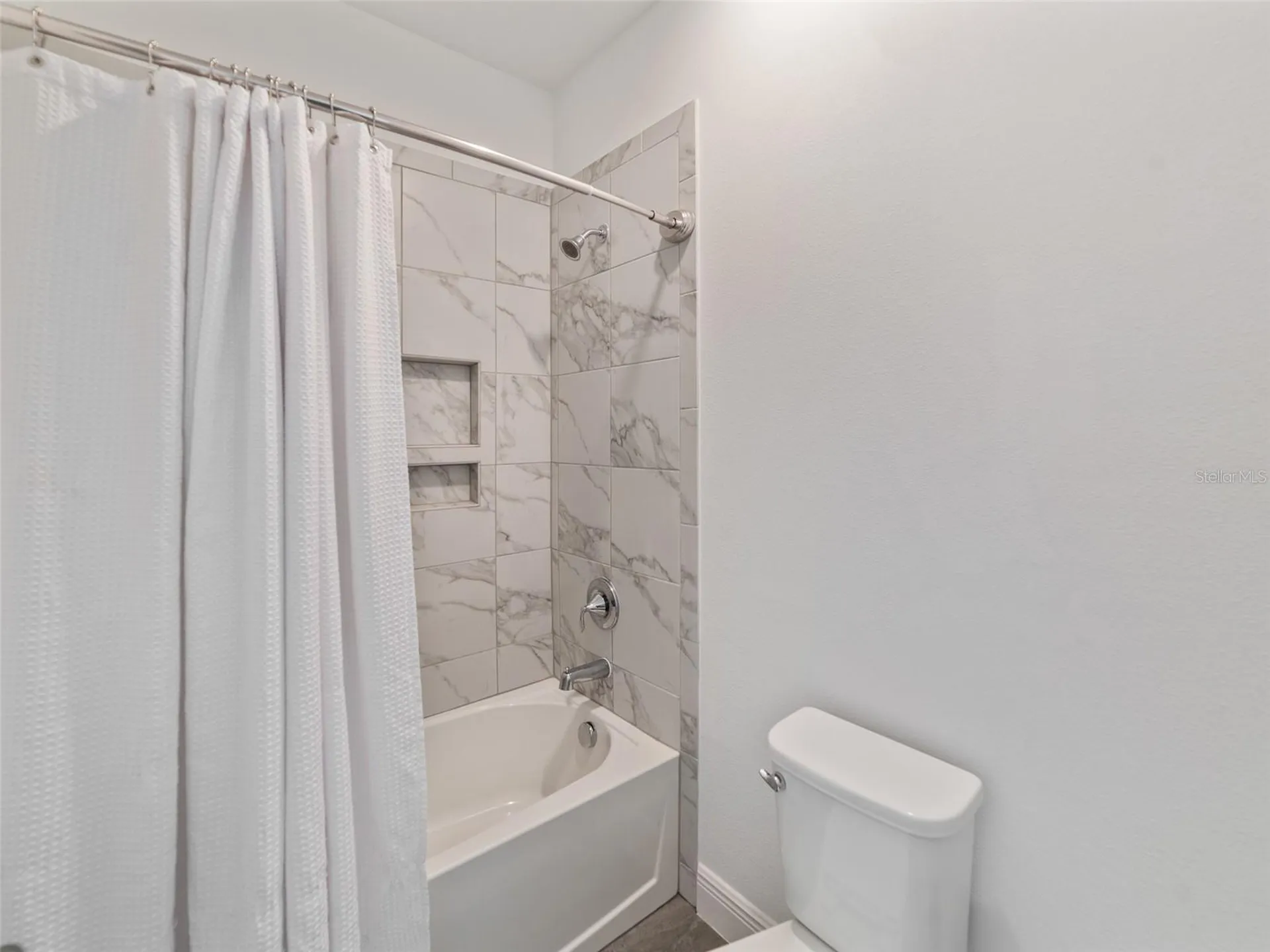 1220 Florablu Drive Seffner FL 33584
