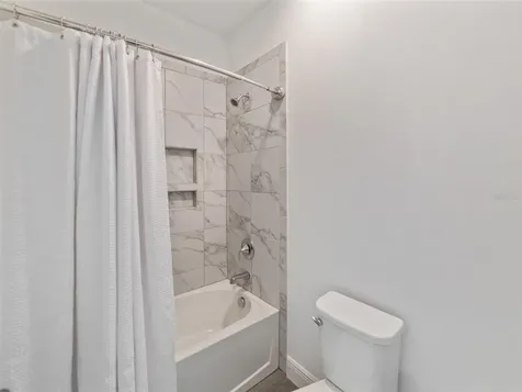 1220 Florablu Drive Seffner FL 33584