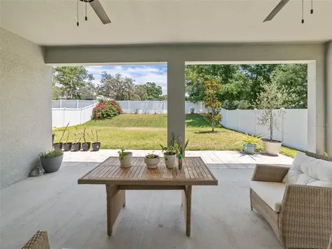 1220 Florablu Drive Seffner FL 33584