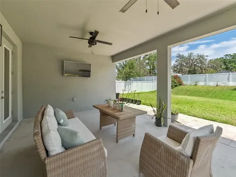 1220 Florablu Drive Seffner FL 33584