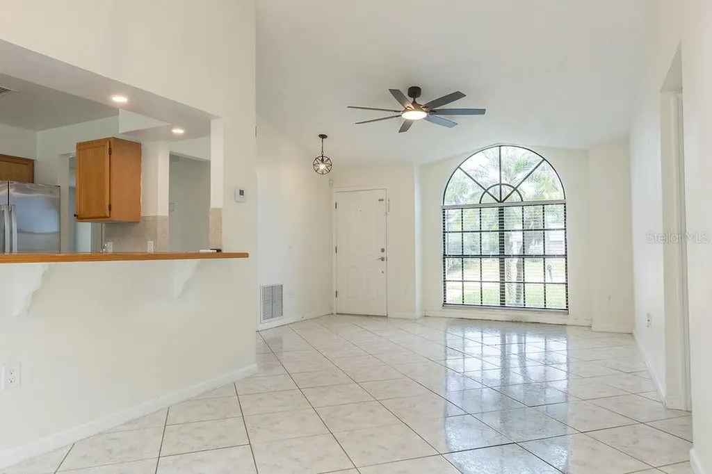 2254 Matthew Circle Deltona FL 32738