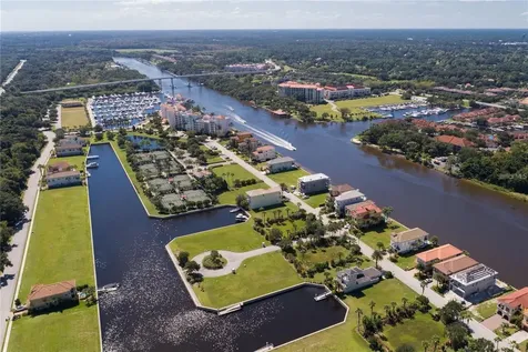 10 Cutter Court Palm Coast FL 32137