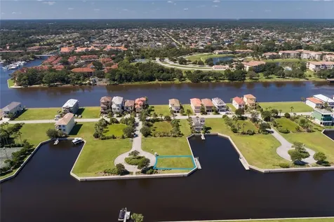 10 Cutter Court Palm Coast FL 32137