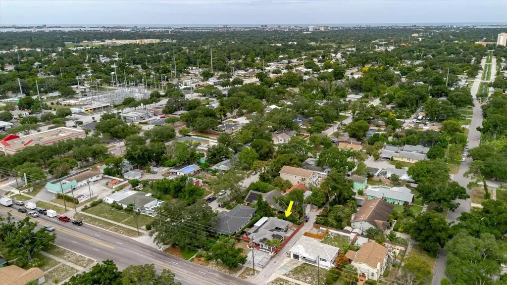 210 49 Th Street N St Petersburg FL 33710
