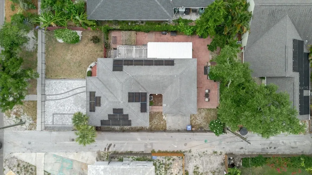 210 49 Th Street N St Petersburg FL 33710