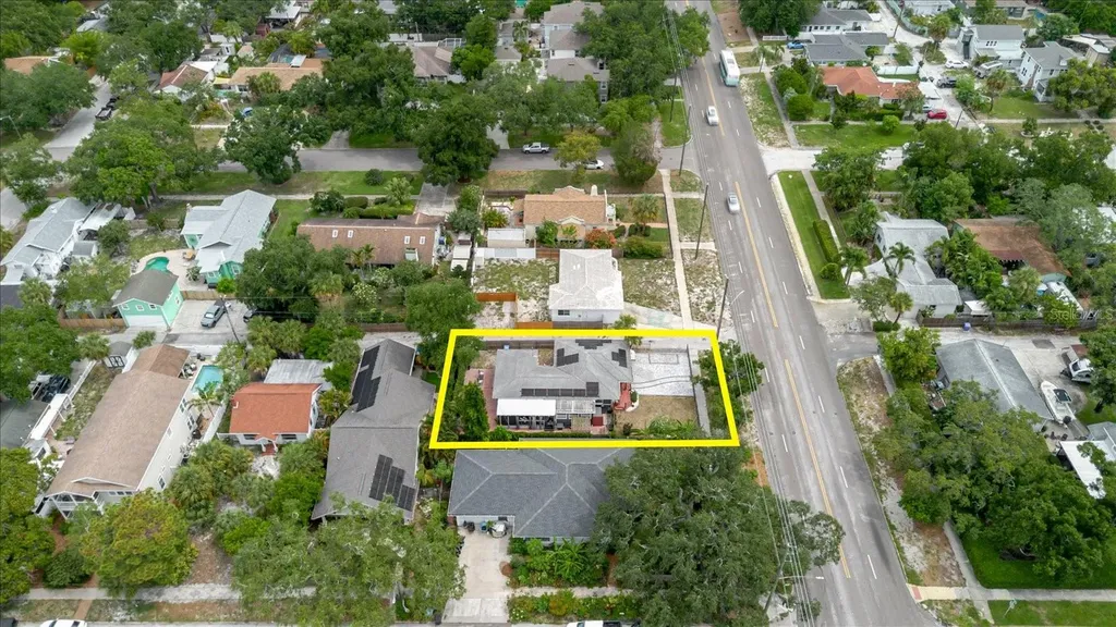 210 49 Th Street N St Petersburg FL 33710