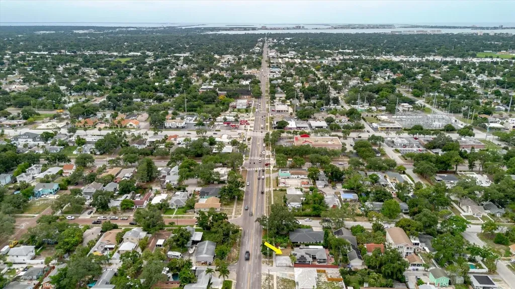 210 49 Th Street N St Petersburg FL 33710