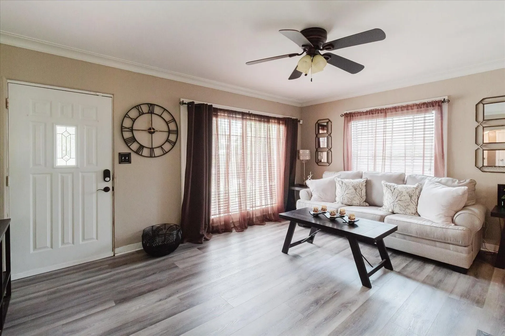 210 49 Th Street N St Petersburg FL 33710