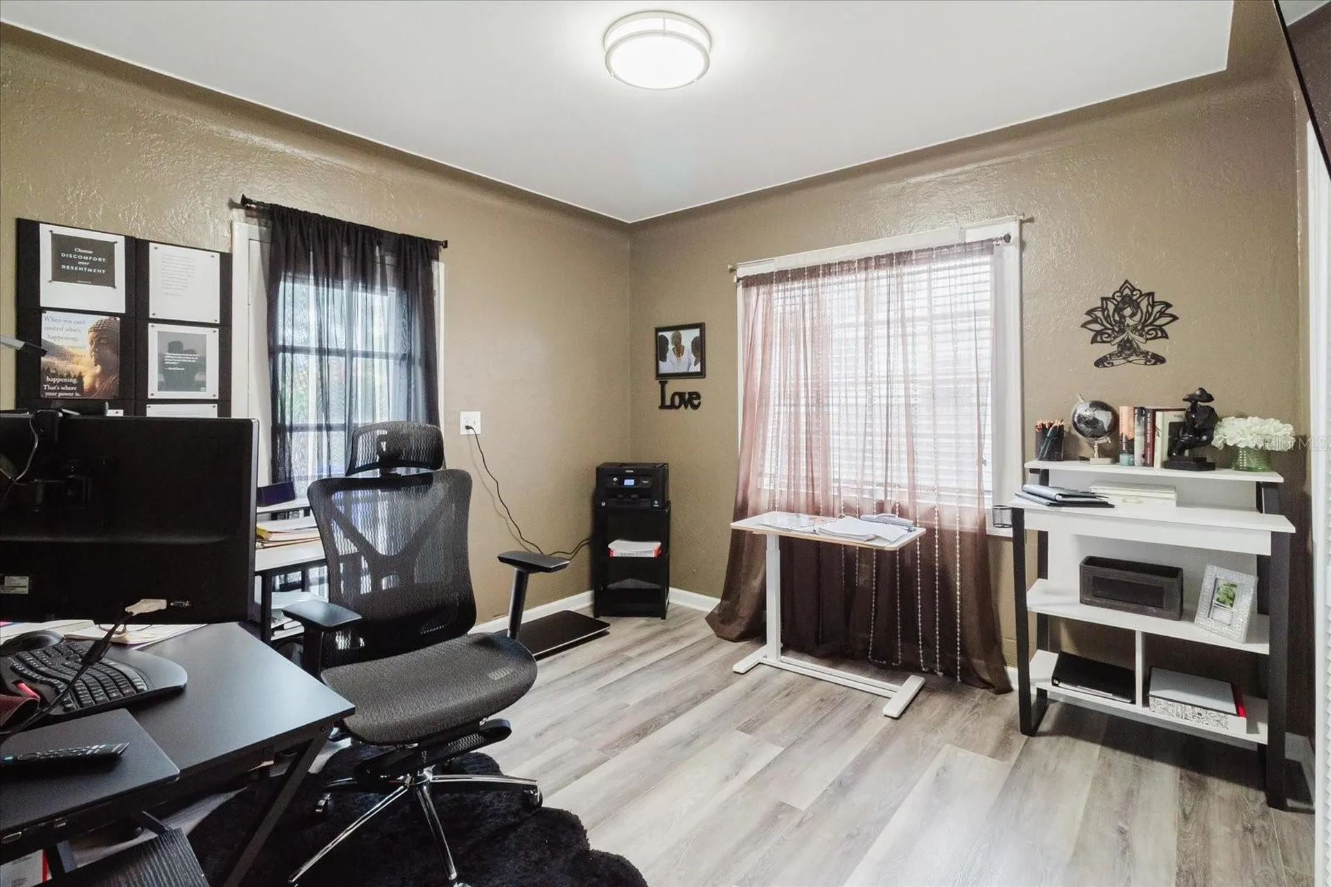 210 49 Th Street N St Petersburg FL 33710