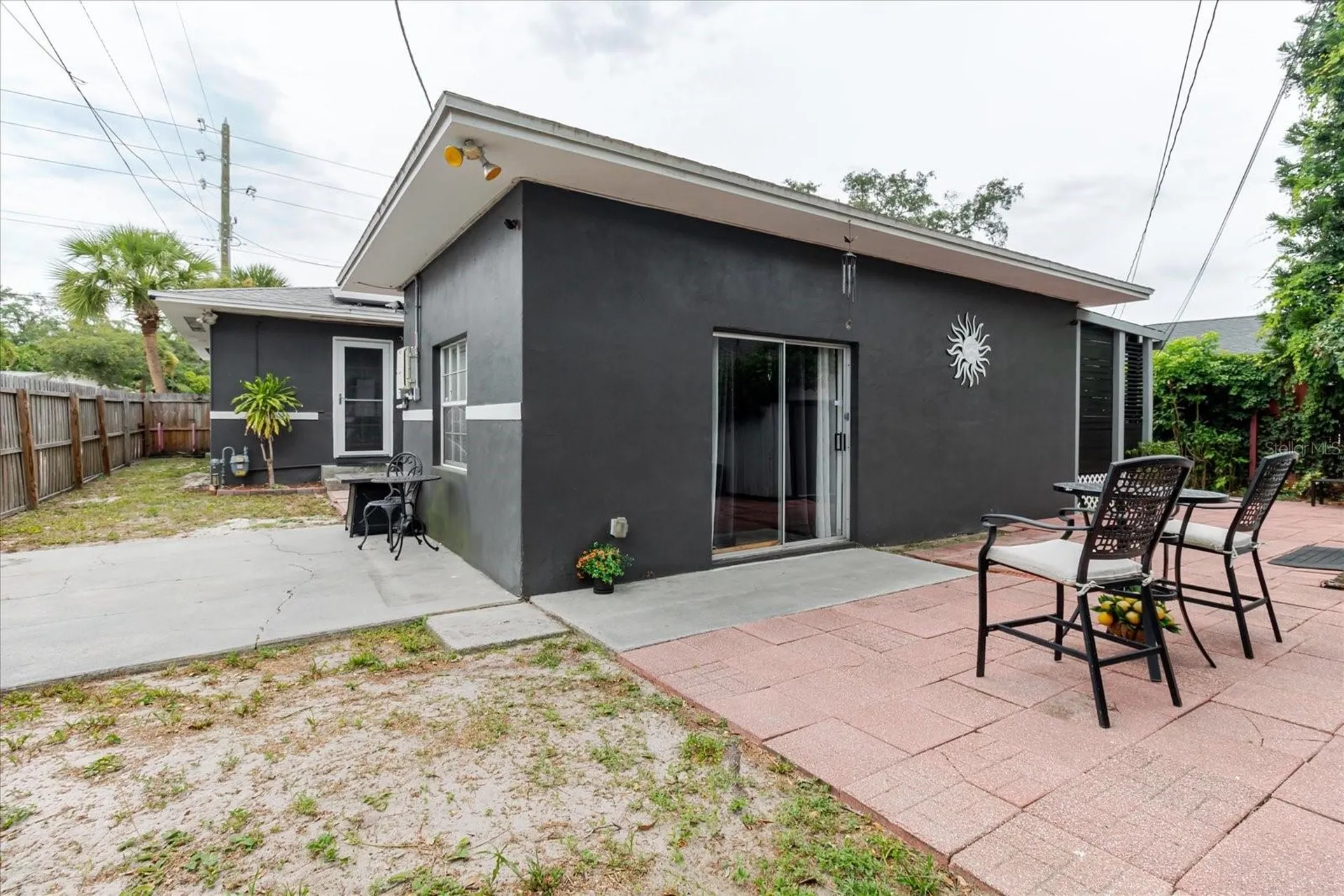210 49 Th Street N St Petersburg FL 33710