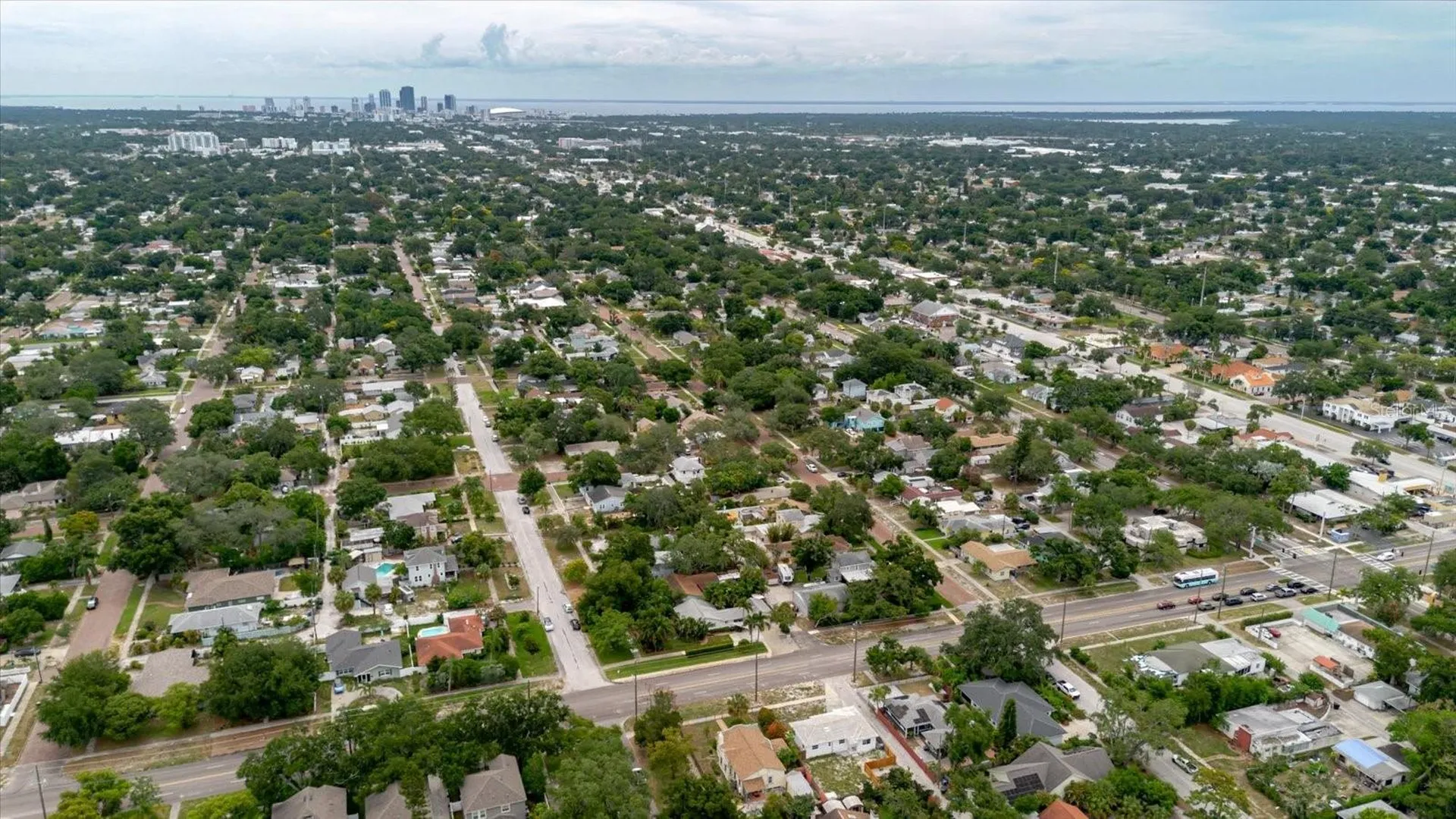 210 49 Th Street N St Petersburg FL 33710