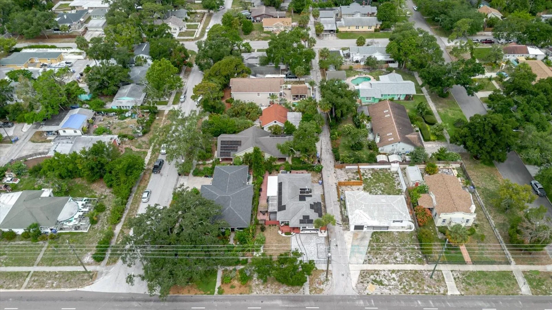 210 49 Th Street N St Petersburg FL 33710