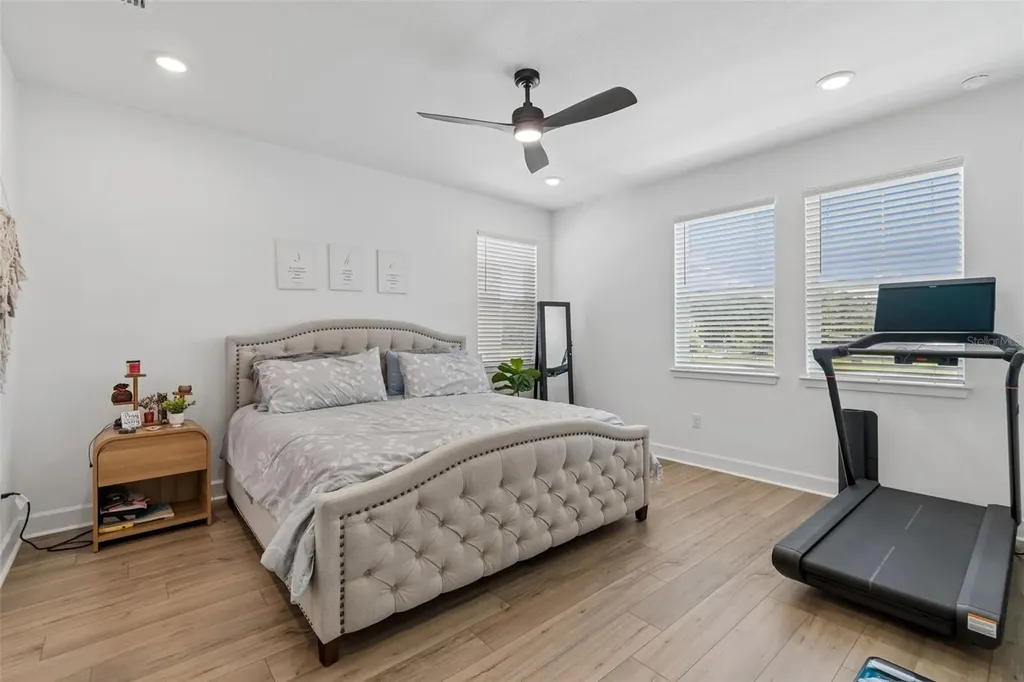 2021 Amelia Bay Place Valrico FL 33596