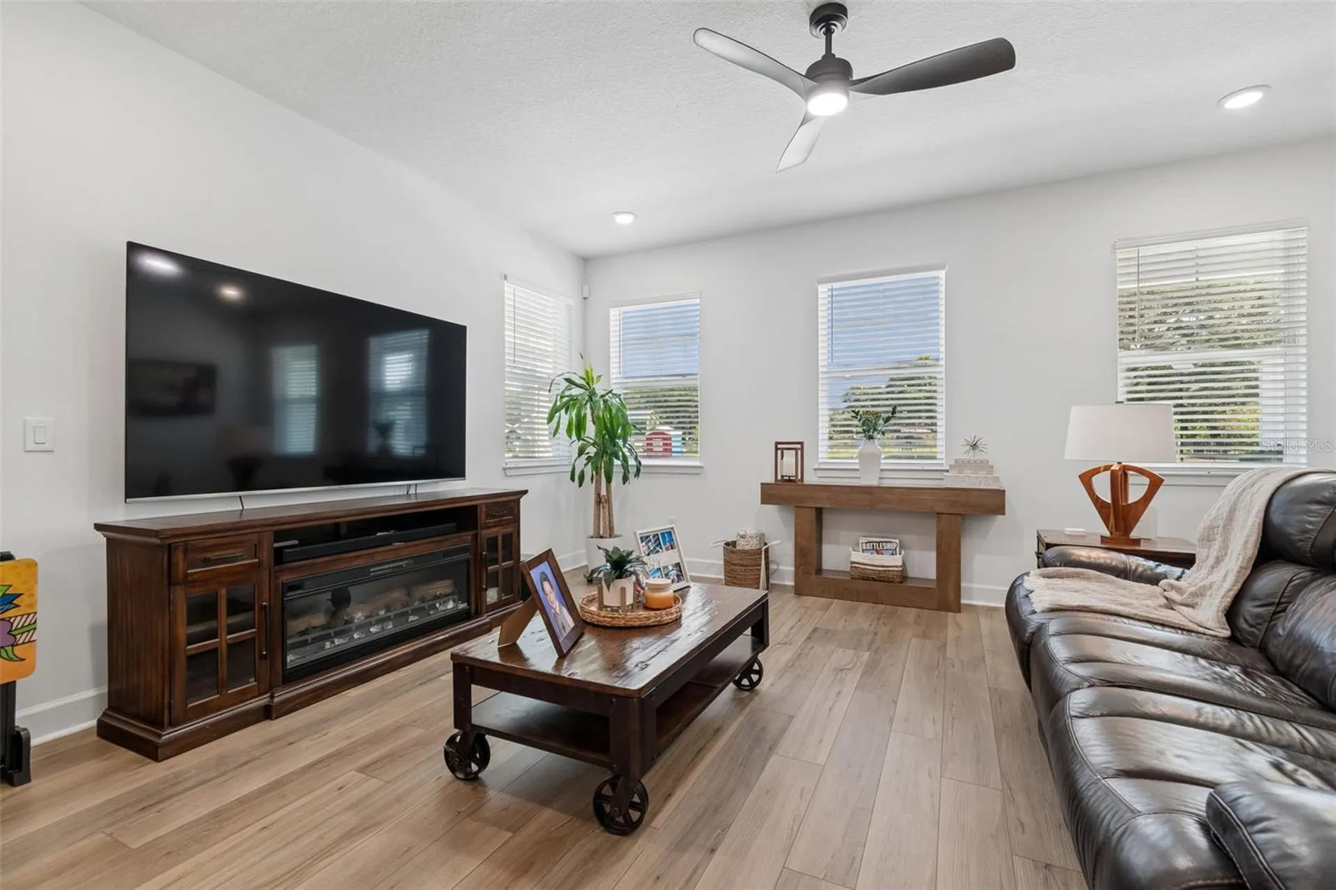 2021 Amelia Bay Place Valrico FL 33596