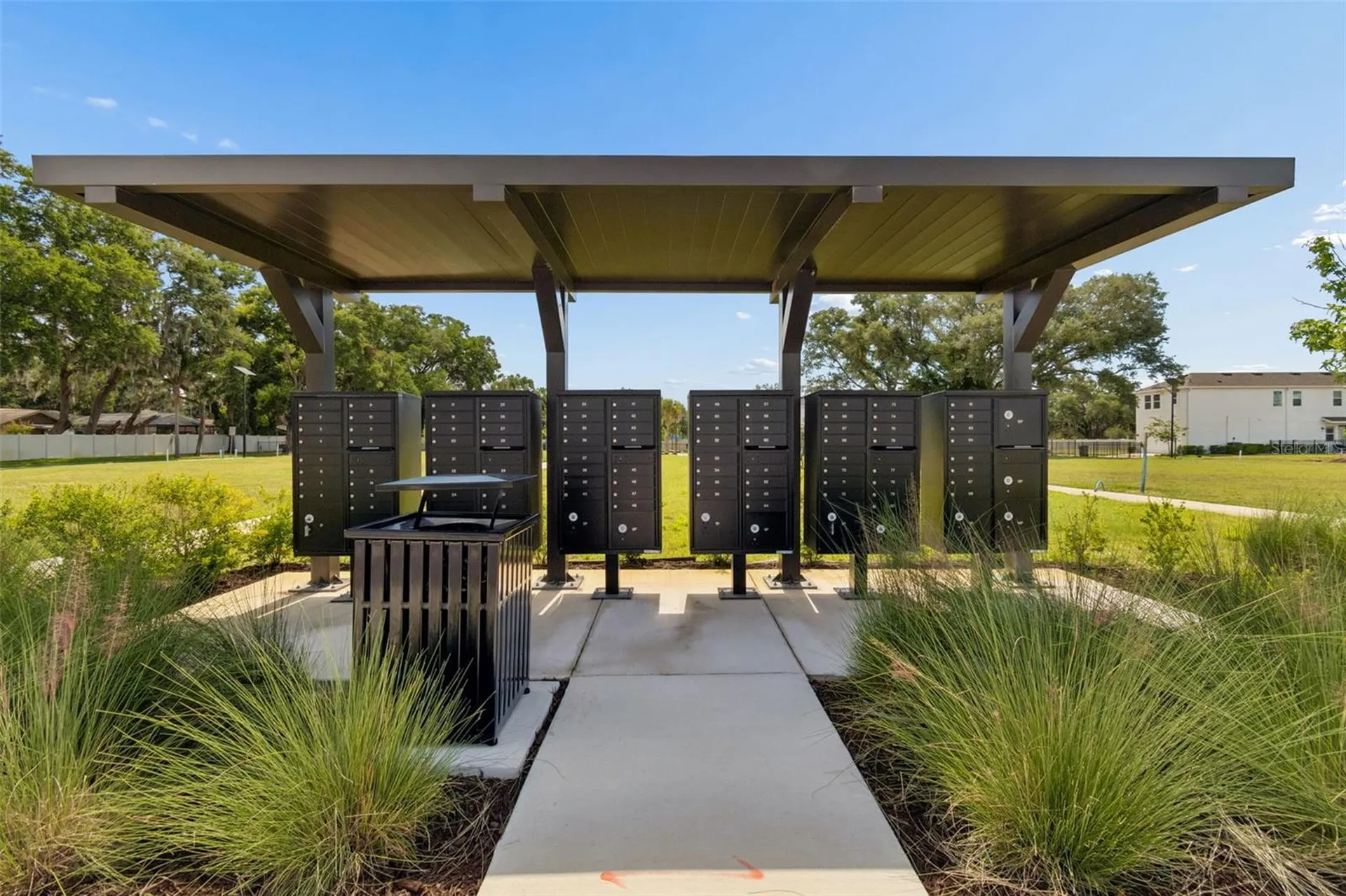 2021 Amelia Bay Place Valrico FL 33596
