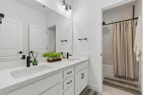 2021 Amelia Bay Place Valrico FL 33596