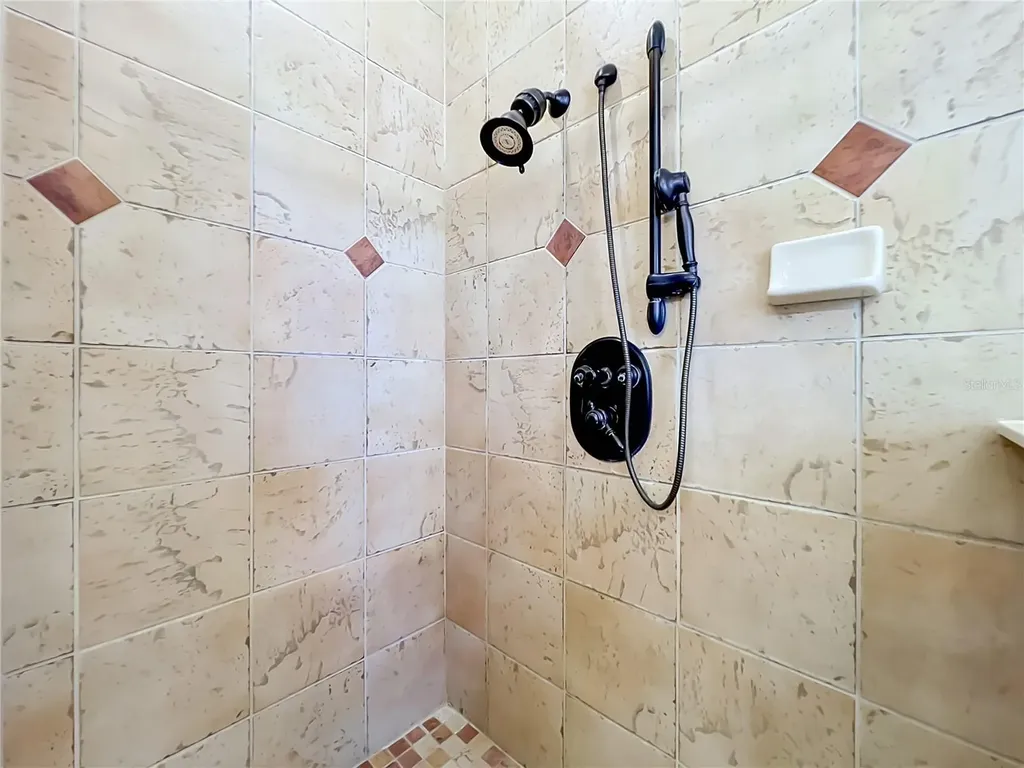 313 Munson Hills Court Oviedo FL 32765