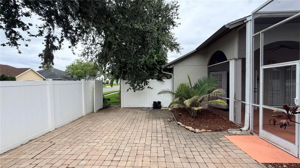 4103 Sparrow Court Lutz FL 33558