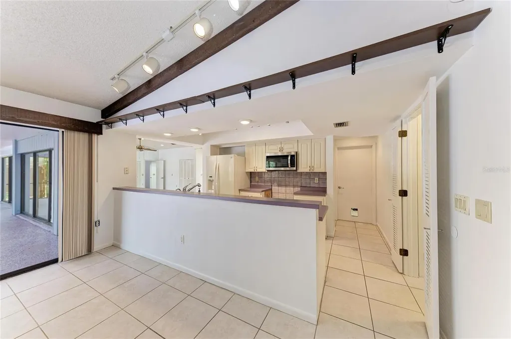 4242 Dryden Circle Sarasota FL 34241